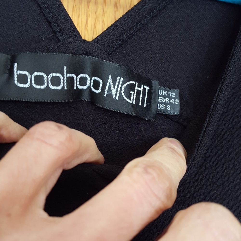 BOOHOO NIGHT BLACK STRETCH BODYCON DRESS - EUC - Picture 3 of 5